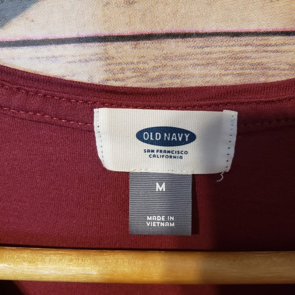 Old Navy YOU HAD ME AT MERLOT Top Size Medium 🍷 - Picture 4 of 7